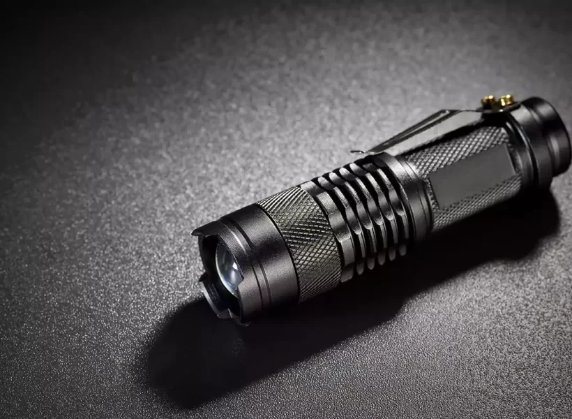 black-metallic-flashlight-or-torch