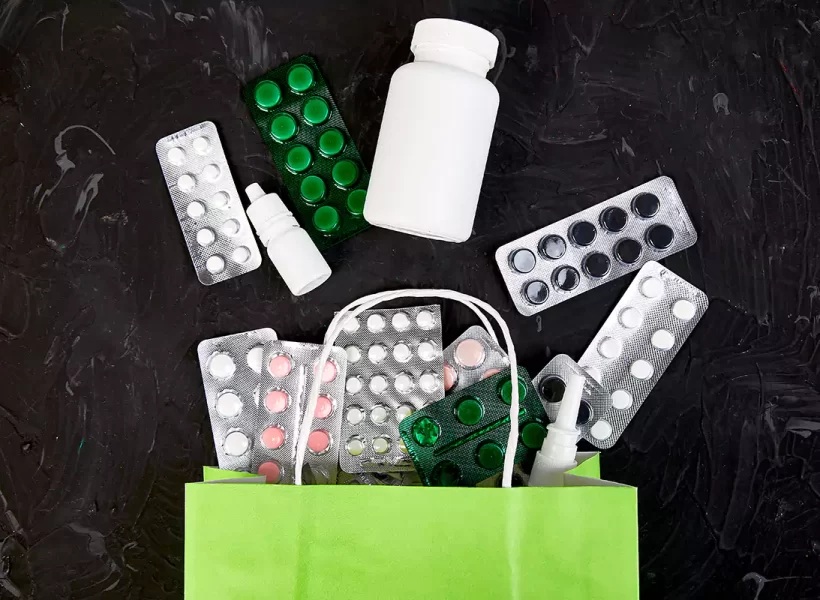 shopping-bag-assorted-medicine-pills-and-blister
